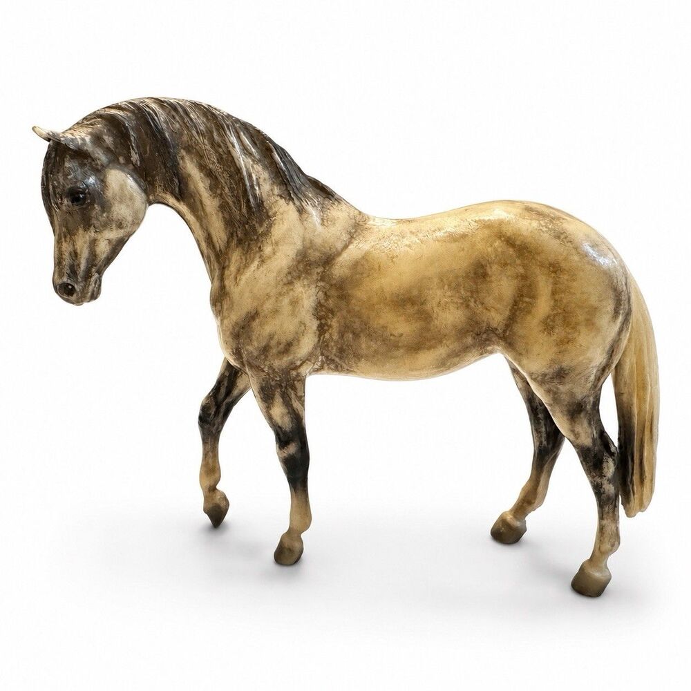 Breyer #85 Azteca Foundation Stallion Dapple Gray Traditional Vintage 1980-87